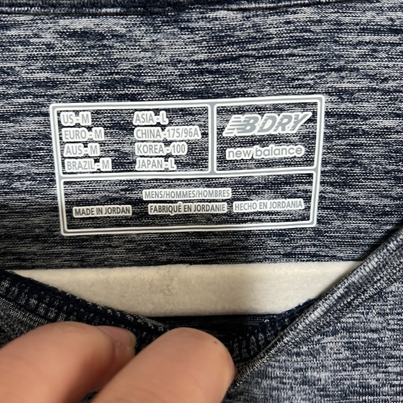 NWT new balance short sleeve - Picture 2 of 6